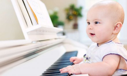 5 Ways Music Helps Your Baby Develop