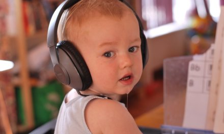 5 Reasons To Play Music To Your Baby